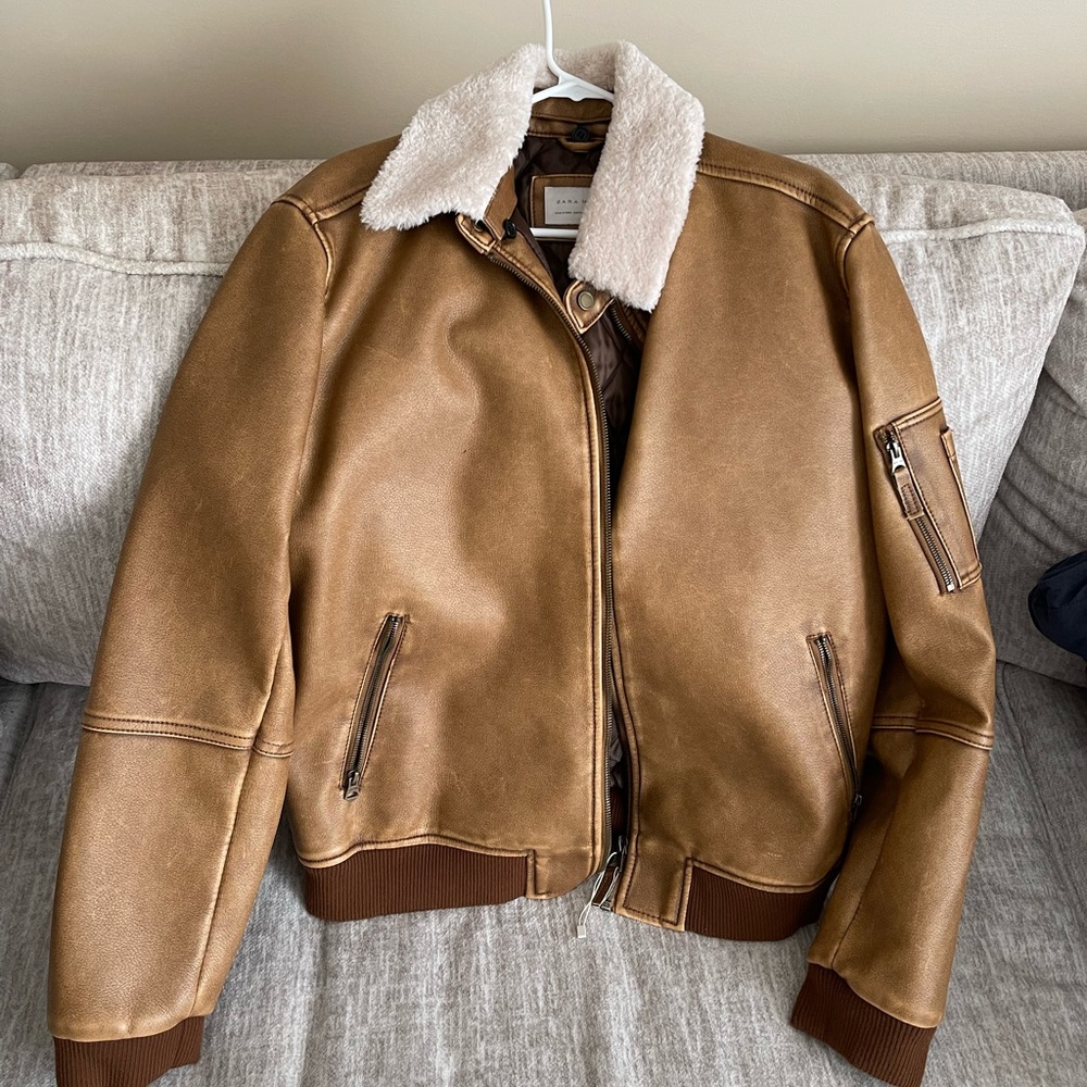 Men’s Brand new Zara flight coat. Never worn. Need to get rid of